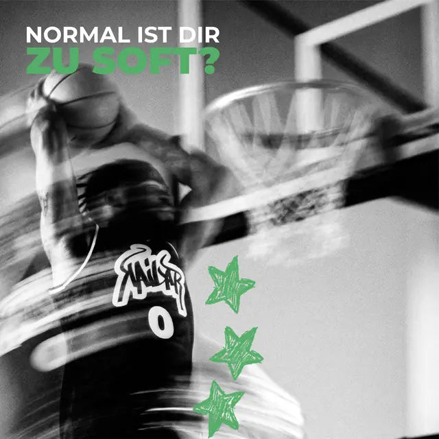 Basketteur en maillot Kailar en plein dunk, avec le texte « Normal ist dir zu soft? »